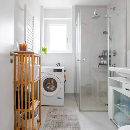3-room Flat In Near Prenzlauer Berg