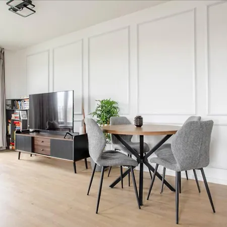 3-room Flat In Near Prenzlauer Berg * Berlin